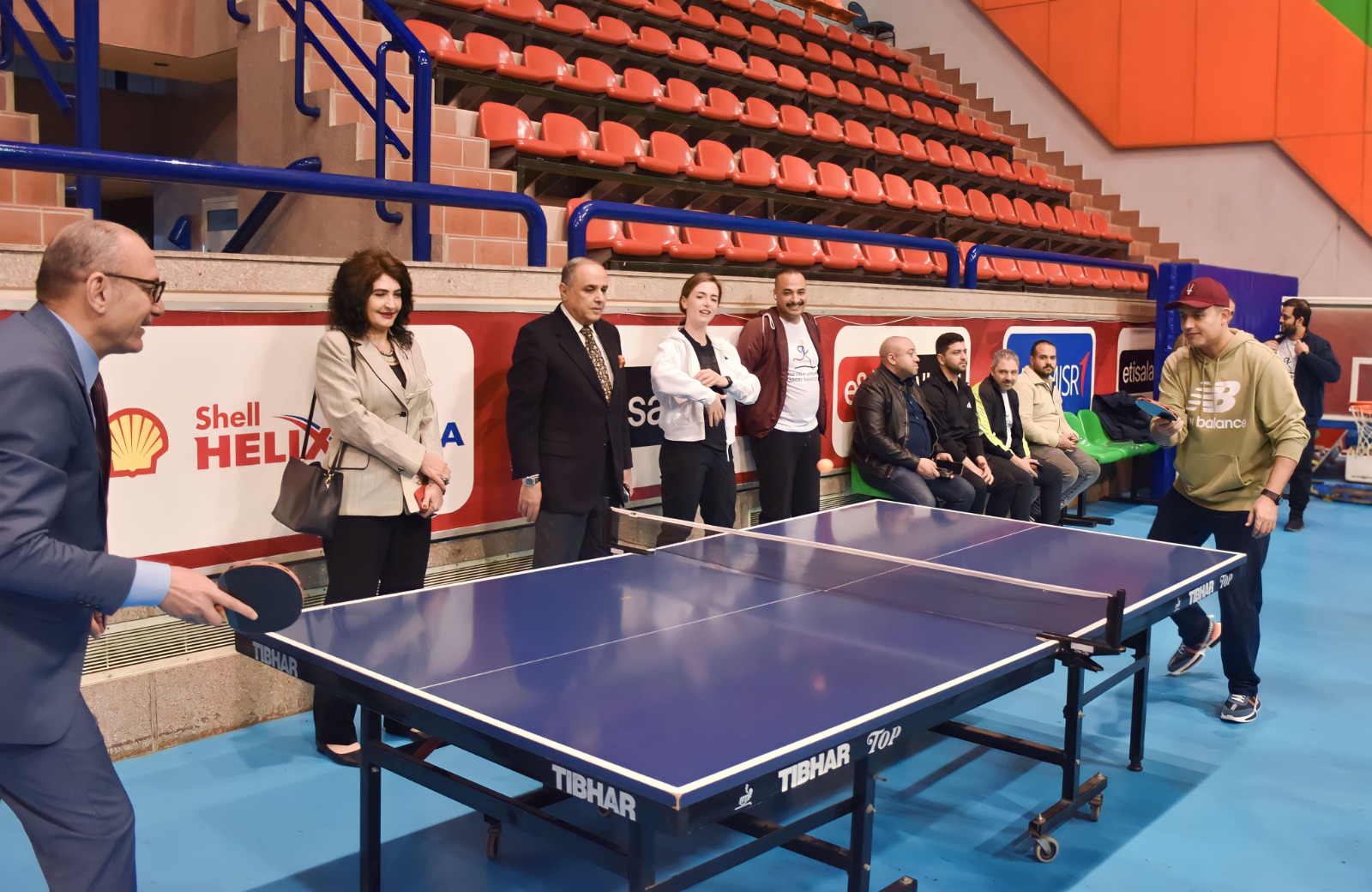 سفير قطر في مباراة تنس الطاولة